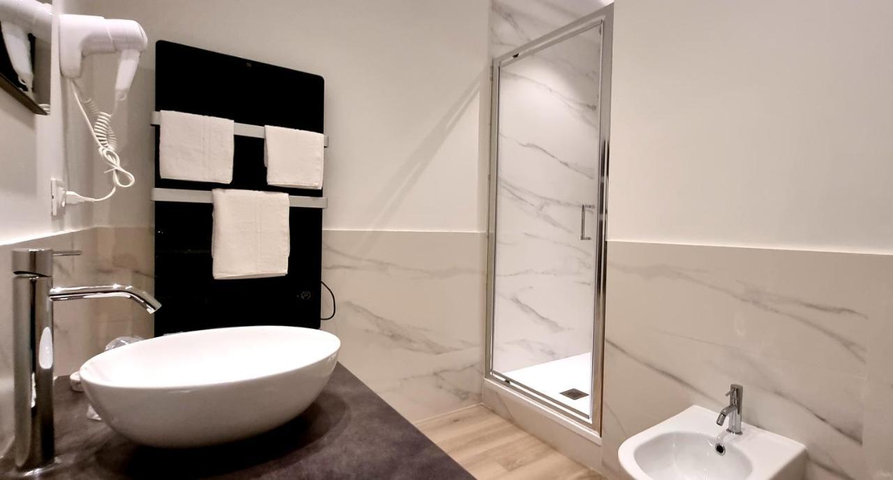 B&B Lorena Suites Φλωρεντία Εξωτερικό φωτογραφία