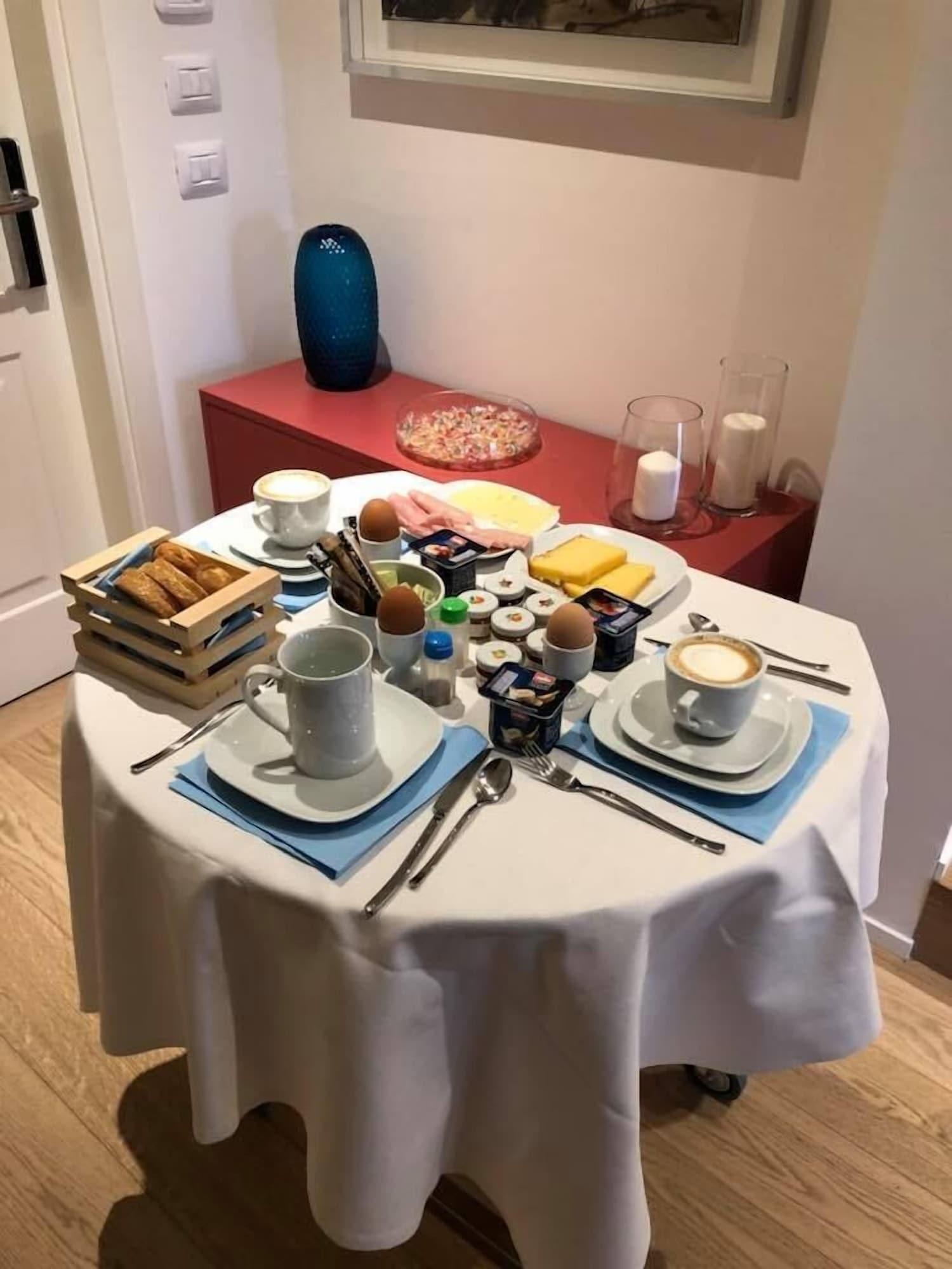 B&B Lorena Suites Φλωρεντία Εξωτερικό φωτογραφία